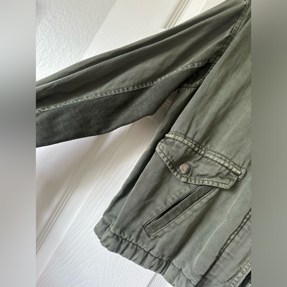 Splendid Cropped Green Jacket - Picture 6 of 9